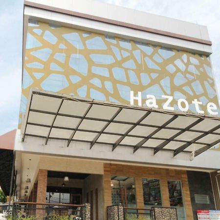Hazotel Semarang Eksteriør billede