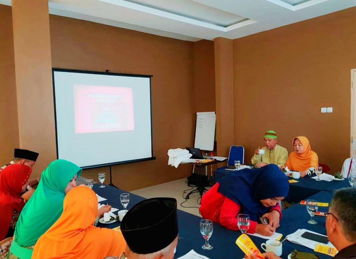 Hazotel Semarang Eksteriør billede